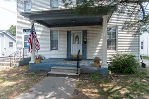 718 W Jackson St, Ottawa, IL 61350 - Photo 2