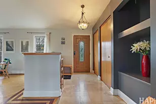 725 Buffalo Cir, Carol Stream, IL 60188 - Photo 2