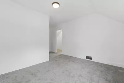 52 Wisconsin Avenue, Waukegan, IL 60085 - Photo 28