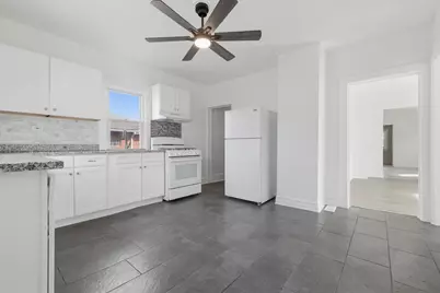 52 Wisconsin Avenue, Waukegan, IL 60085 - Photo 18