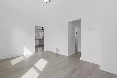 52 Wisconsin Avenue, Waukegan, IL 60085 - Photo 14