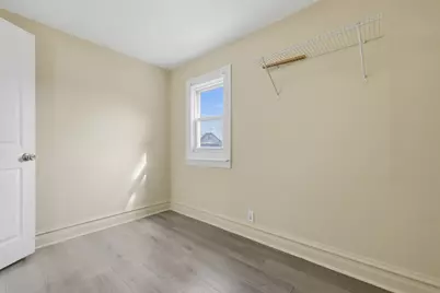 52 Wisconsin Avenue, Waukegan, IL 60085 - Photo 6