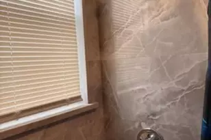 10501 S Corliss Ave, Chicago, IL 60628 - Photo 28