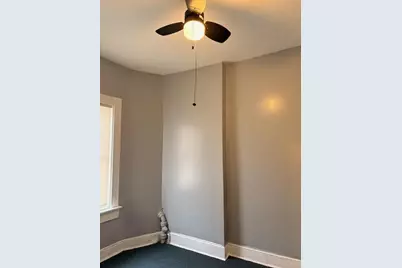 10501 S Corliss Avenue #2, Chicago, IL 60628 - Photo 32