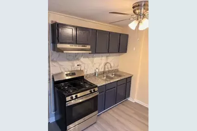 10501 S Corliss Avenue #2, Chicago, IL 60628 - Photo 6