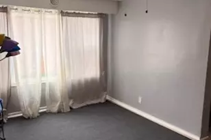 10501 S Corliss Ave, Chicago, IL 60628 - Photo 16