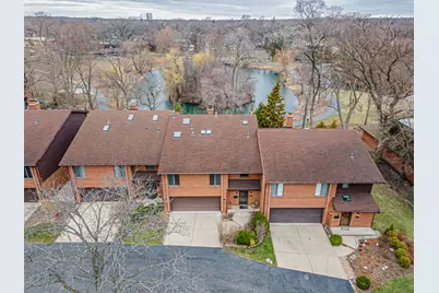 300 Boardwalk Place, Park Ridge, IL 60068 - Photo 2