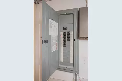 300 Boardwalk Place, Park Ridge, IL 60068 - Photo 40