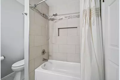 4 Athens Court, Vernon Hills, IL 60061 - Photo 18