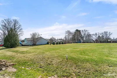 561 Lasalle Drive, Somonauk, IL 60552 - Photo 2