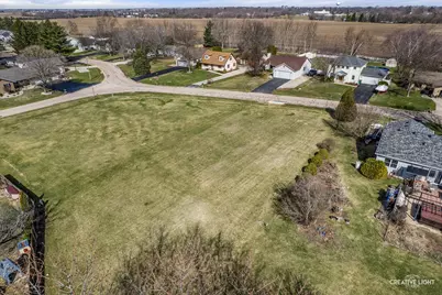 561 Lasalle Drive, Somonauk, IL 60552 - Photo 8