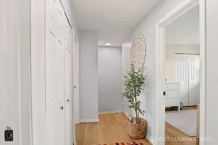20 Shore Dr, Schaumburg, IL 60193 - Photo 16