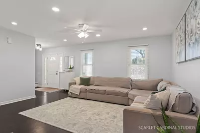 20 Shore Drive, Schaumburg, IL 60193 - Photo 6