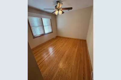 5805 N Merrimac Avenue, Chicago, IL 60646 - Photo 14