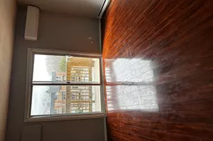 567 Ashland Ave, Aurora, IL 60505 - Photo 2