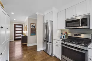 933 McDaniel Ave, Evanston, IL 60202 - Photo 8