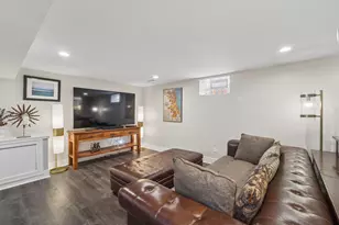 933 McDaniel Ave, Evanston, IL 60202 - Photo 18