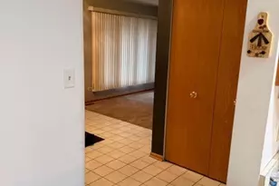 11436 S Magnolia Ln, Alsip, IL 60803 - Photo 6