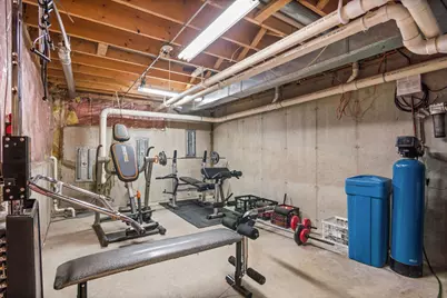 39W228 W Hilltop Drive, Saint Charles, IL 60175 - Photo 34