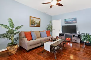 14308 S Kenneth Ave, Midlothian, IL 60445 - Photo 10