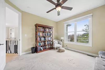 829 Avon Court, Glen Ellyn, IL 60137 - Photo 14