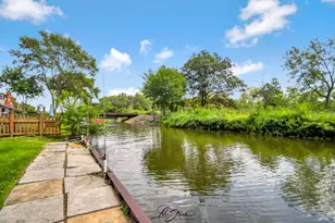 38871 N Lakeview Ave, Antioch, IL 60002 - Photo 6