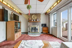 1980 Chippendale Rd, Hoffman Estates, IL 60169 - Photo 14