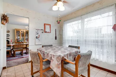 1980 Chippendale Road, Hoffman Estates, IL 60169 - Photo 6