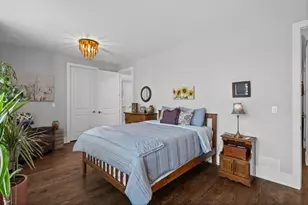 5748 N Hermitage Ave, Chicago, IL 60660 - Photo 12