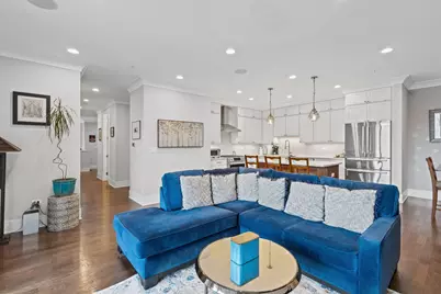 5748 N Hermitage Avenue #106, Chicago, IL 60660 - Photo 10