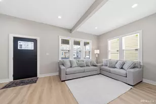 7307 S Peoria St, Chicago, IL 60621 - Photo 8