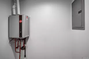 7307 S Peoria St, Chicago, IL 60621 - Photo 32