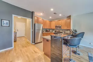 935 Burlington Ave, Downers Grove, IL 60515 - Photo 8