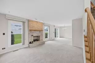 7815 Bristol Park Dr, Tinley Park, IL 60477 - Photo 4