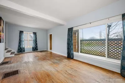 708 S 1st Street, Dekalb, IL 60115 - Photo 2