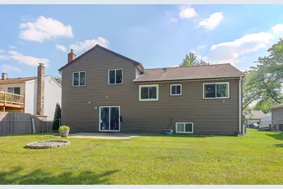 812 W Appletree Lane, Bartlett, IL 60103 - Photo 18