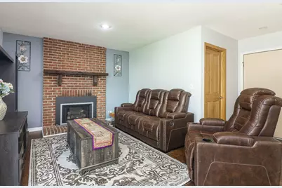 812 W Appletree Lane, Bartlett, IL 60103 - Photo 12