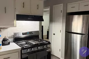 8626 Trumbull Ave, Skokie, IL 60076 - Photo 8