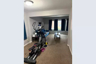 8626 Trumbull Avenue, Skokie, IL 60076 - Photo 4