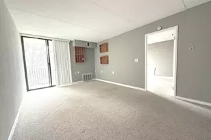 1750 N Marywood Ave, Aurora, IL 60505 - Photo 4