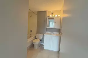 1750 N Marywood Ave, Aurora, IL 60505 - Photo 8