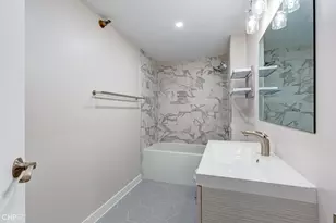 195 N Harbor Dr, Chicago, IL 60601 - Photo 22