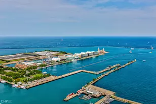 195 N Harbor Dr, Chicago, IL 60601 - Photo 38