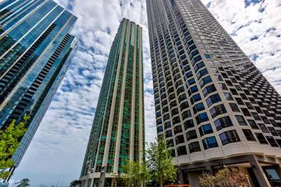 195 N Harbor Drive #401, Chicago, IL 60601 - Photo 4