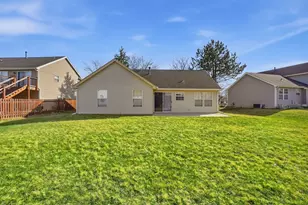 2124 Baldwin Ln, Hanover Park, IL 60133 - Photo 20