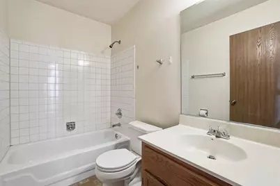 2124 Baldwin Lane, Hanover Park, IL 60133 - Photo 14