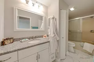 1008 N Knollwood Dr, Palatine, IL 60067 - Photo 16