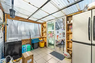 1504 W 71st St, Chicago, IL 60636 - Photo 16