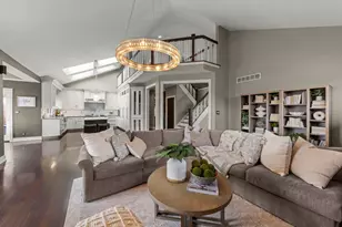 0N123 Alexander Dr, Geneva, IL 60134 - Photo 8