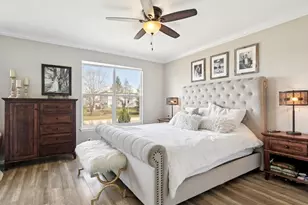 704 Brighton Cir, Port Barrington, IL 60010 - Photo 16